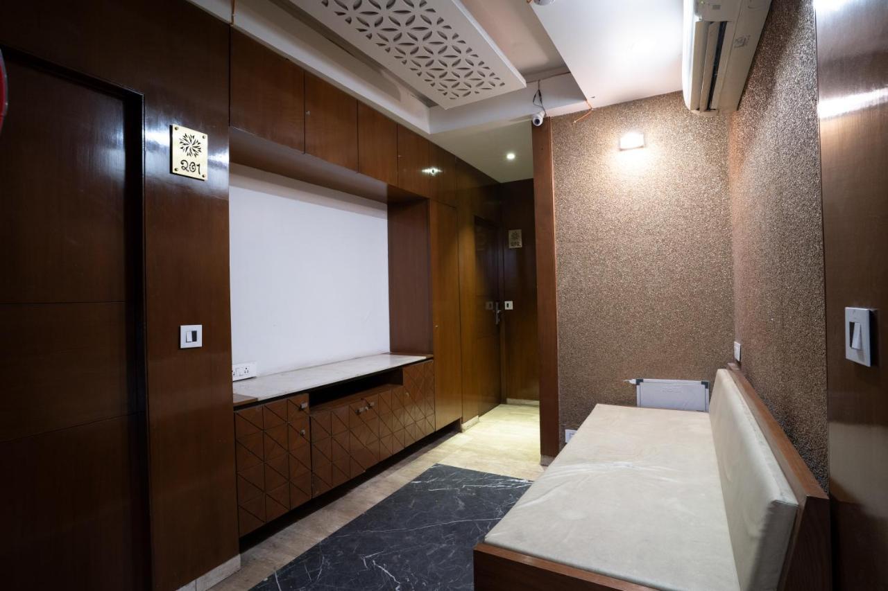 Hotel Kyra Airport 아흐메다바드 외부 사진